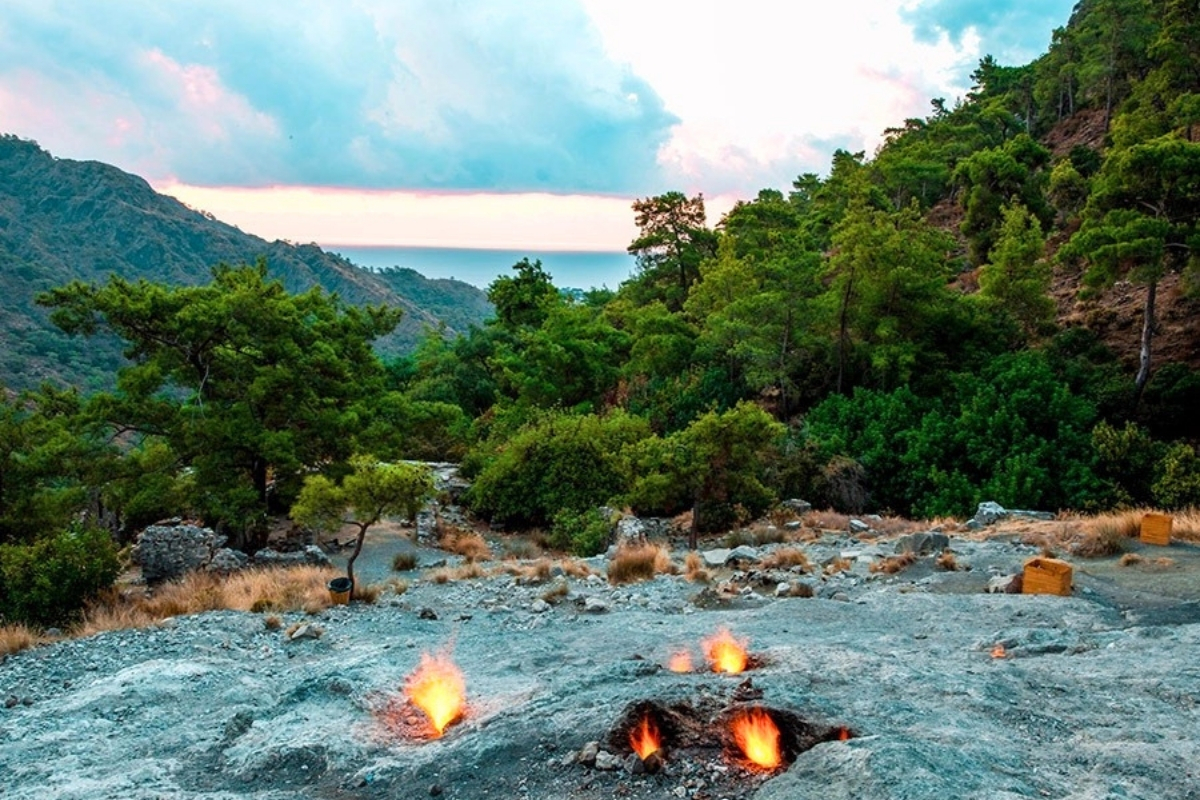 Yanartaş Milli Parkı